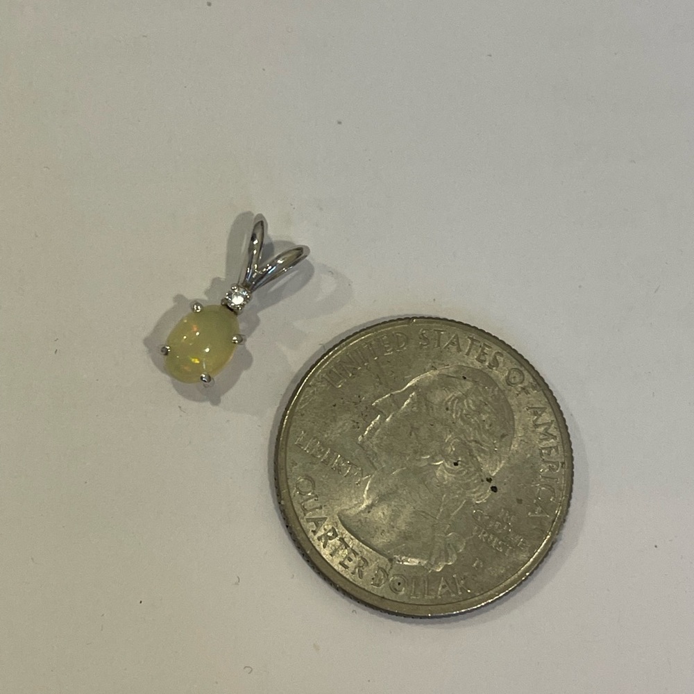 Brand New Diamond-Accented Opal Pendant in 10K White Gold $308 - 100% Authentic - Picture 5 of 5